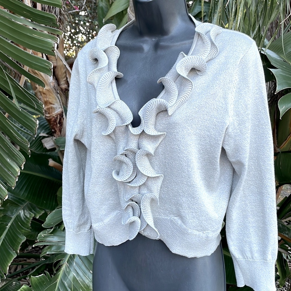 Cable and gauge silver Lurex ruffled knit, bolero or crop jacket